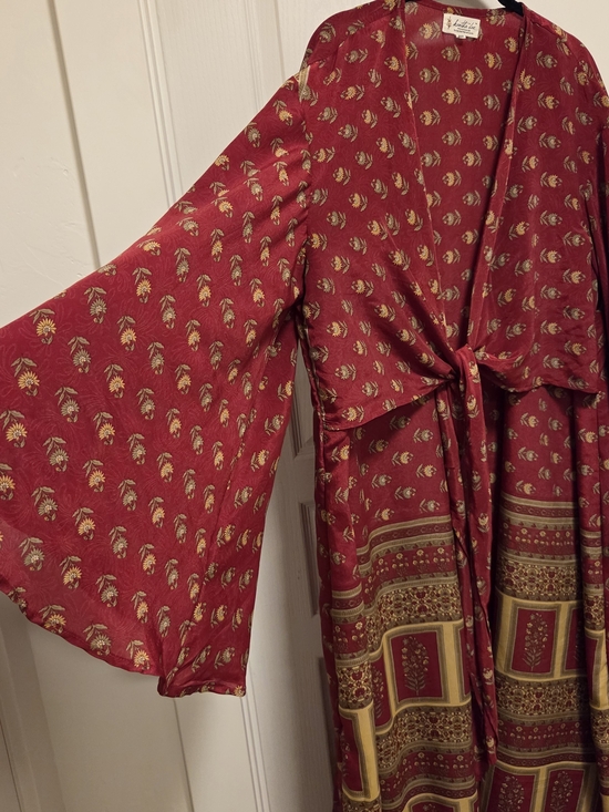 Kantha Bae Other - Kantha Bae Luxe Rasgulla Silk Spellbound Kimono